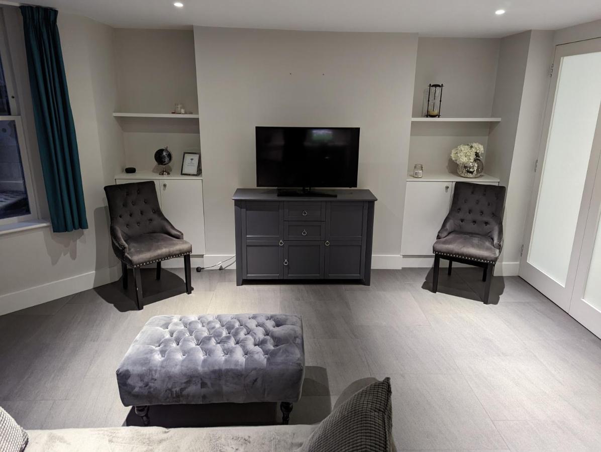 Basement Apartment In Central Bath Ngoại thất bức ảnh
