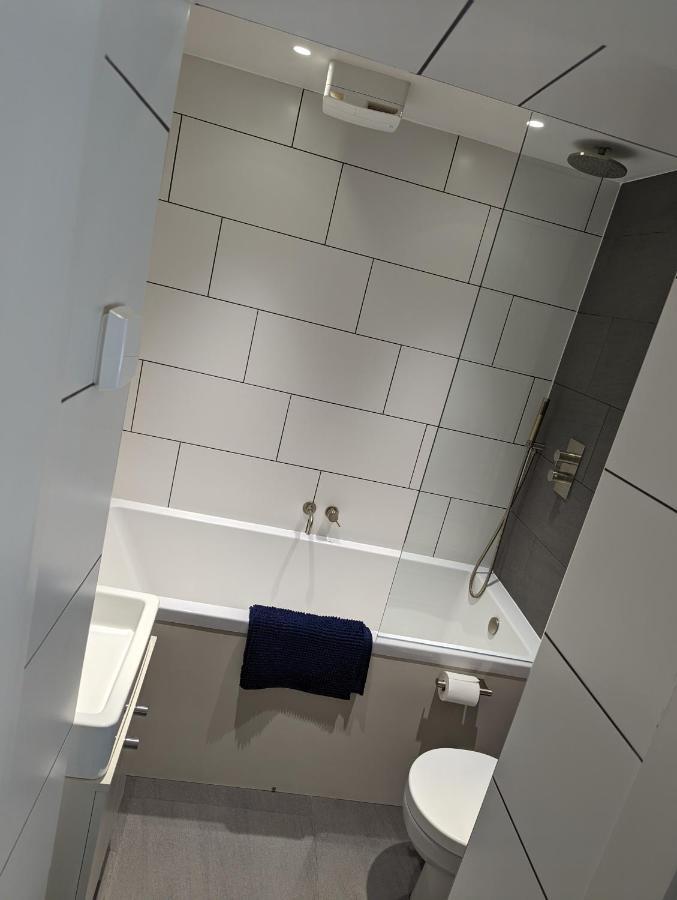 Basement Apartment In Central Bath Ngoại thất bức ảnh